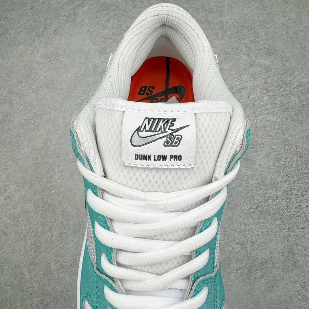 Nike Dunk x April Skateboards "Turbo Green"