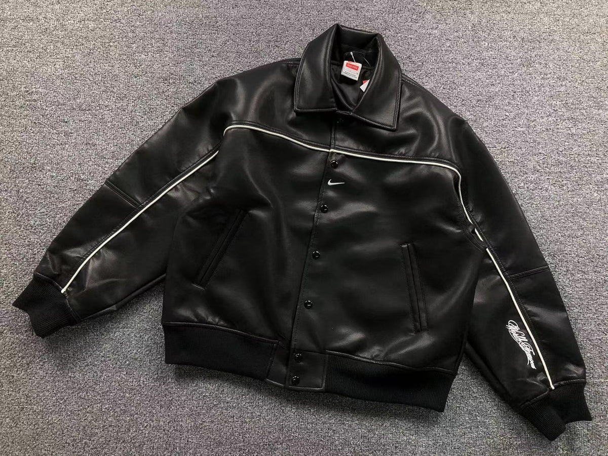 Jaqueta Nike x Supreme Varsity