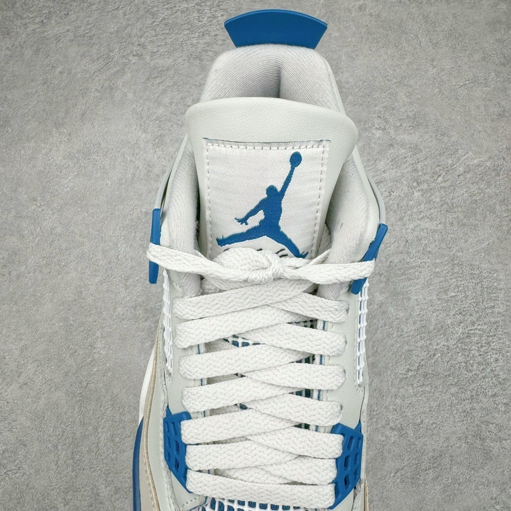 Jordan 4 "Military Blue"