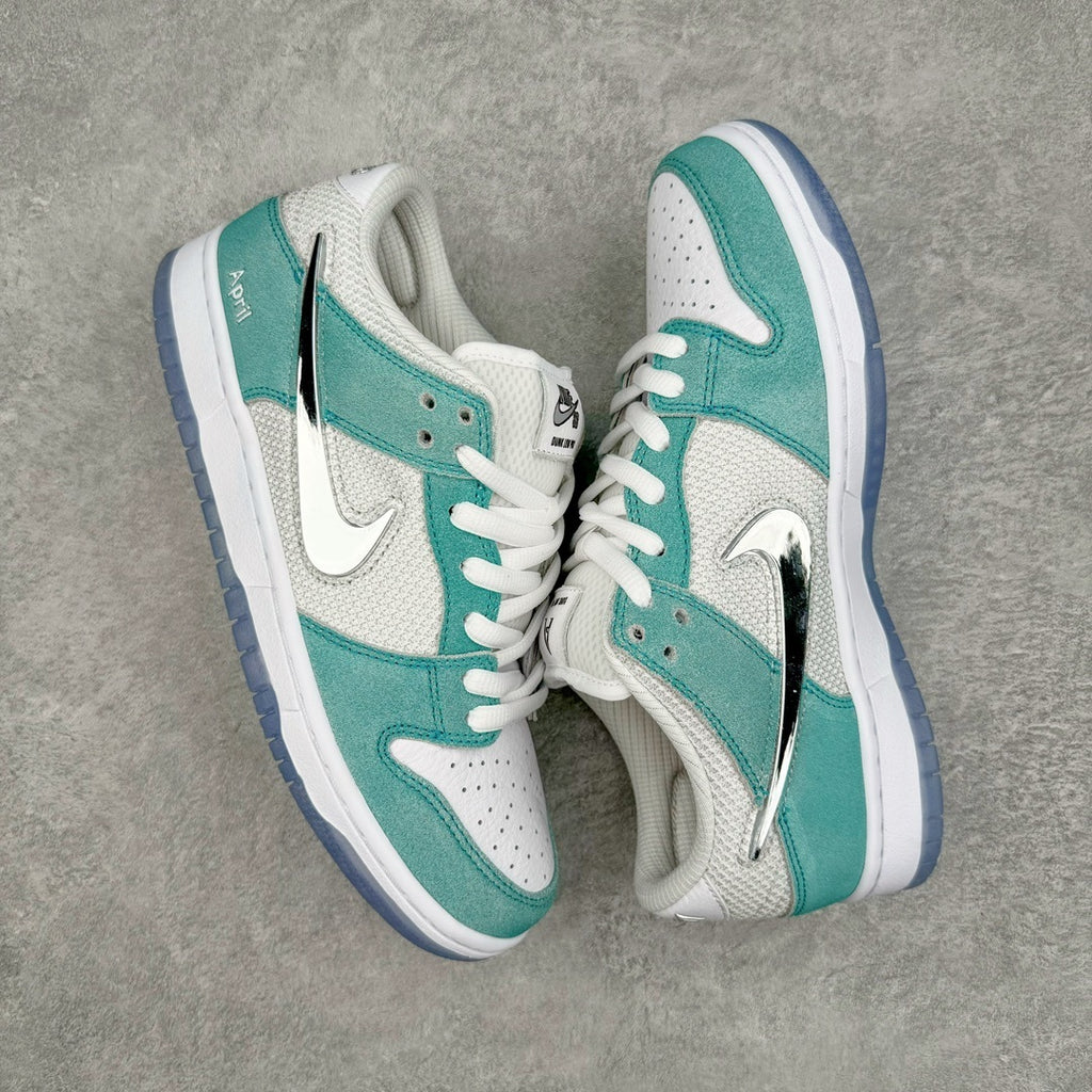 Nike Dunk x April Skateboards "Turbo Green"