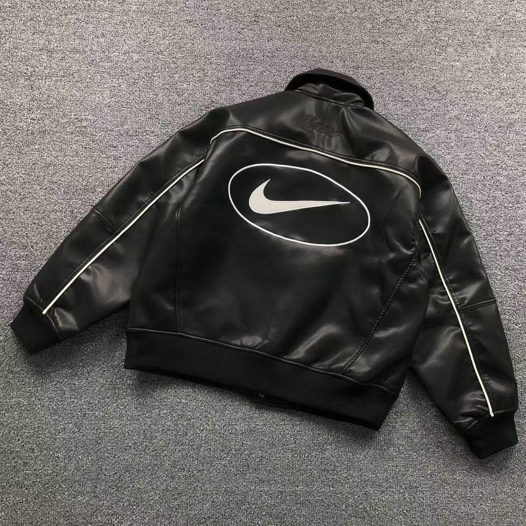 Jaqueta Nike x Supreme Varsity