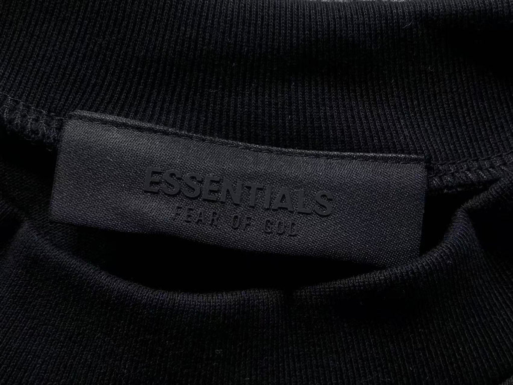 Camiseta Essentials FOG