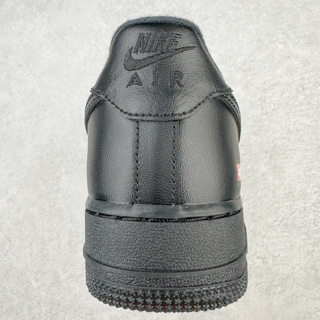 Nike x Supreme Air Force 1 "Black"