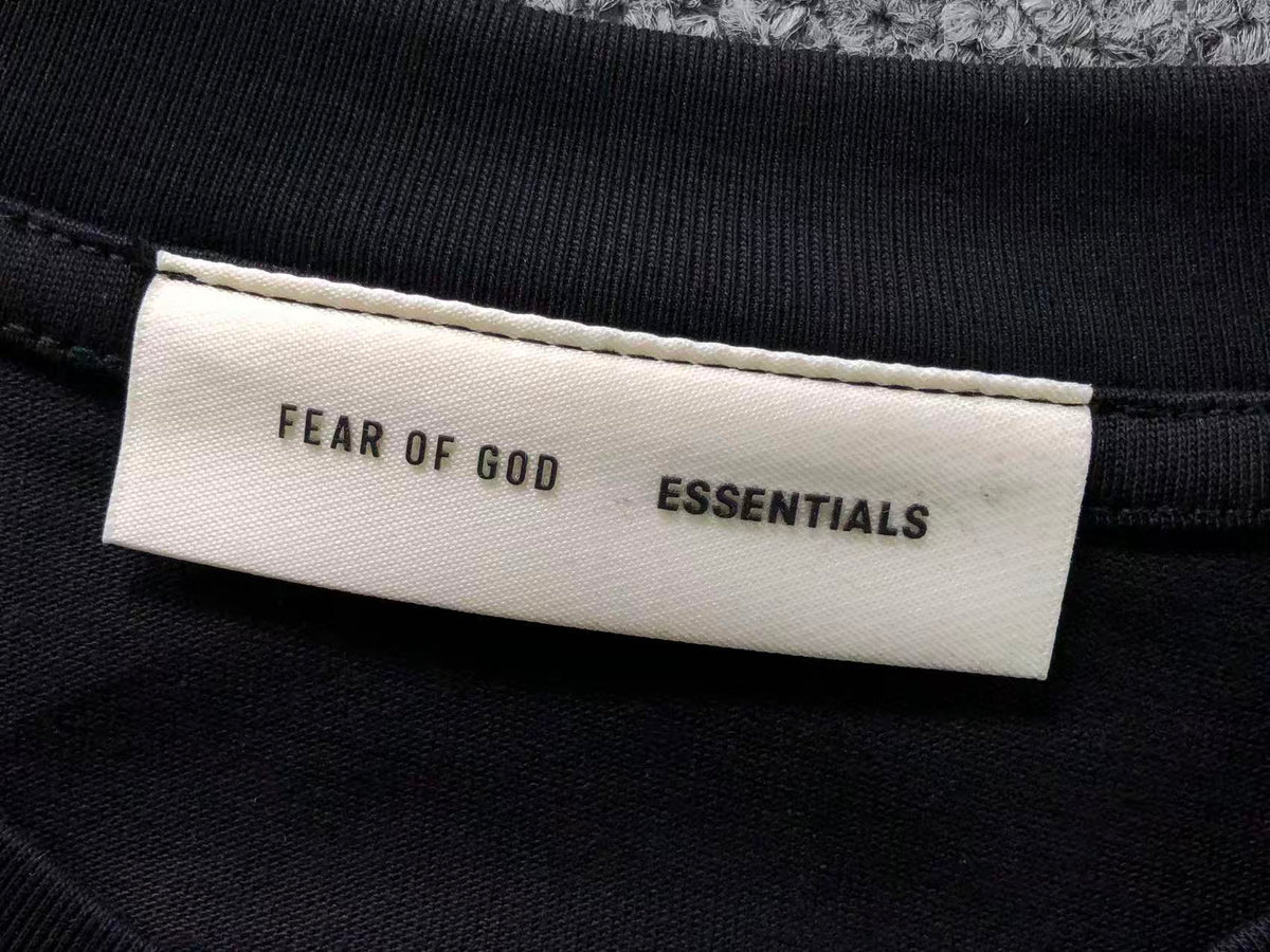 Camiseta Essentials FOG