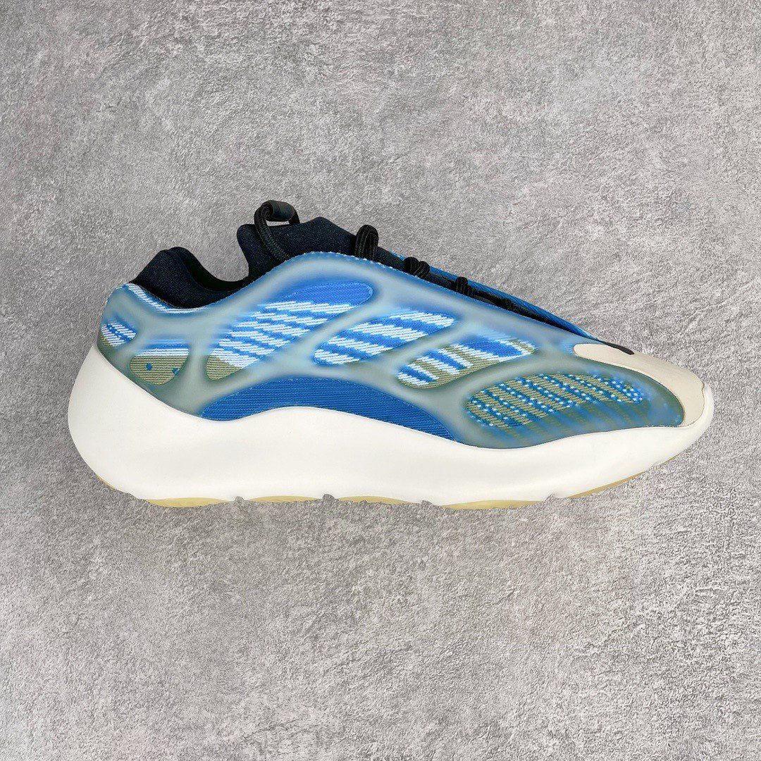 Yeezy 700 V3 "Arzareth"