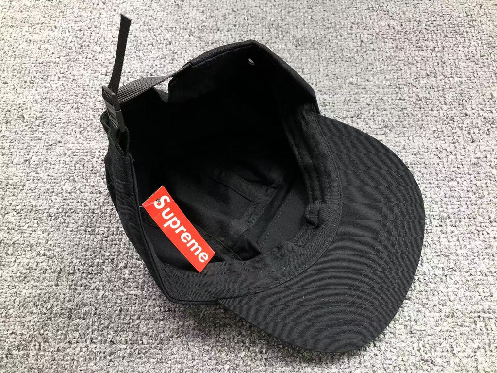 Boné Supreme Logo 5 Panel