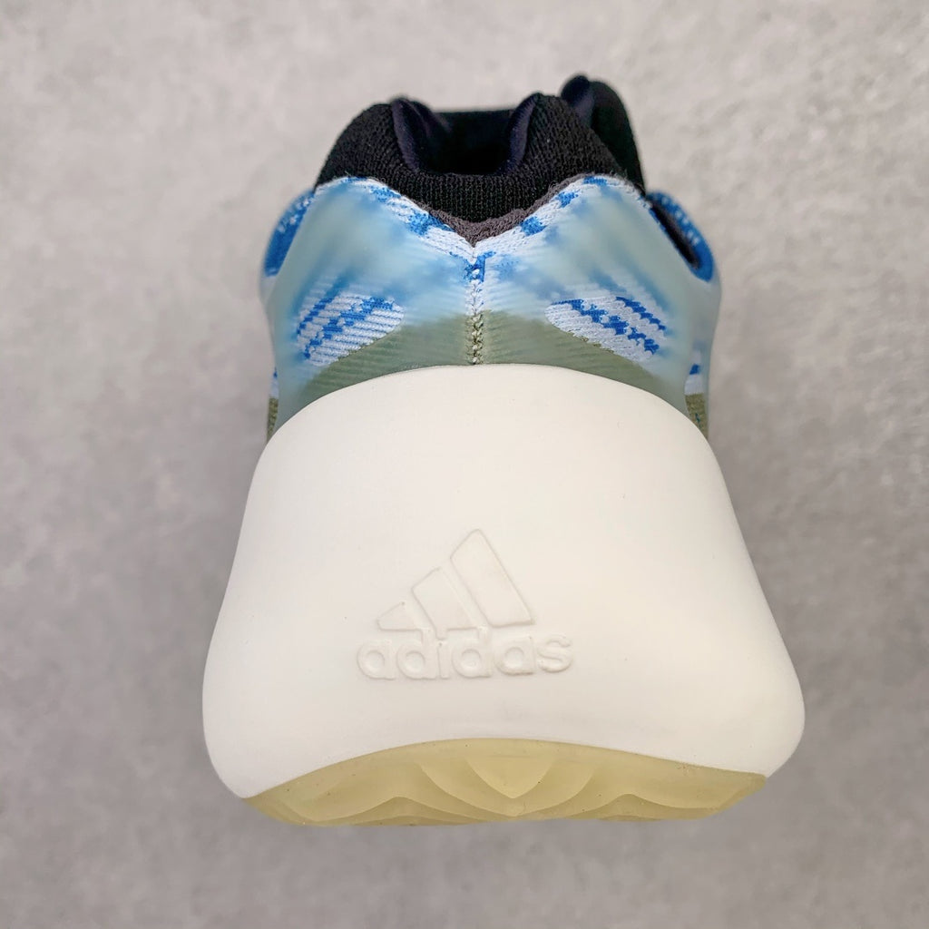 Yeezy 700 V3 "Arzareth"