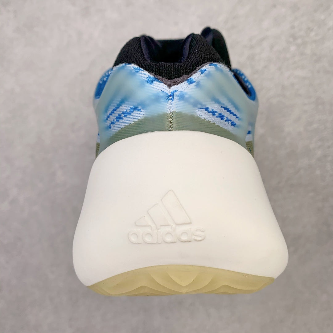 Yeezy 700 V3 "Arzareth"