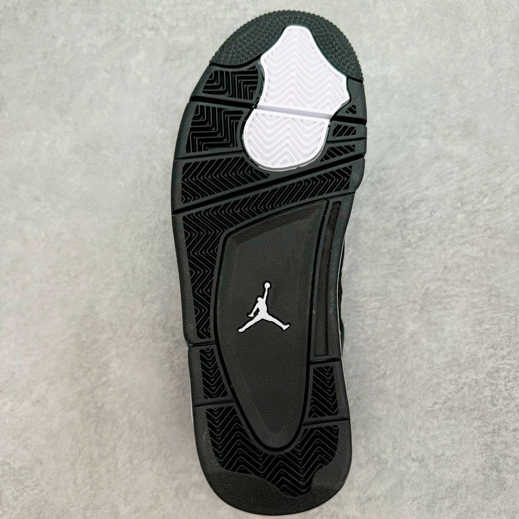 Jordan 4 "White Thunder"