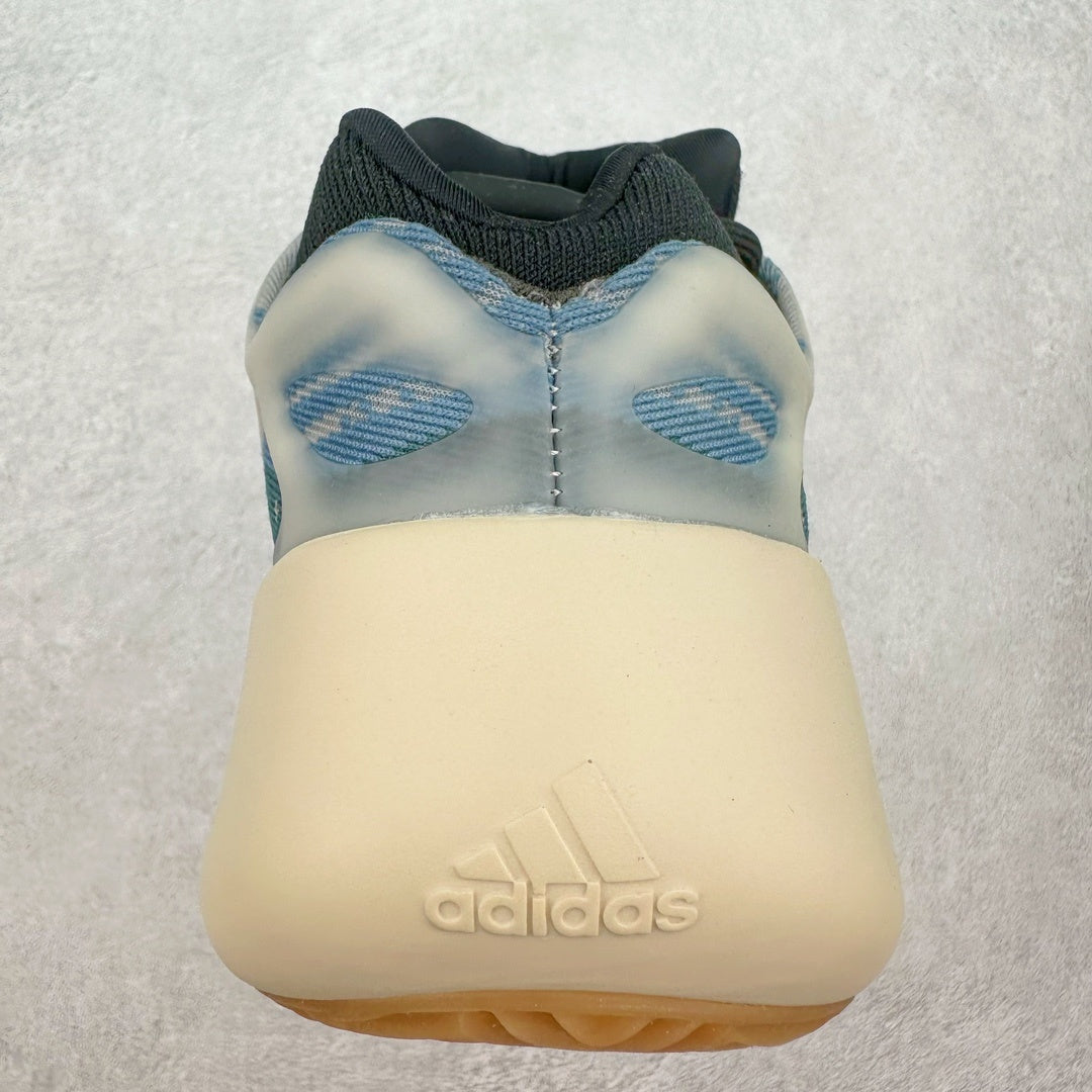 Yeezy 700 V3 "Kyaniter"