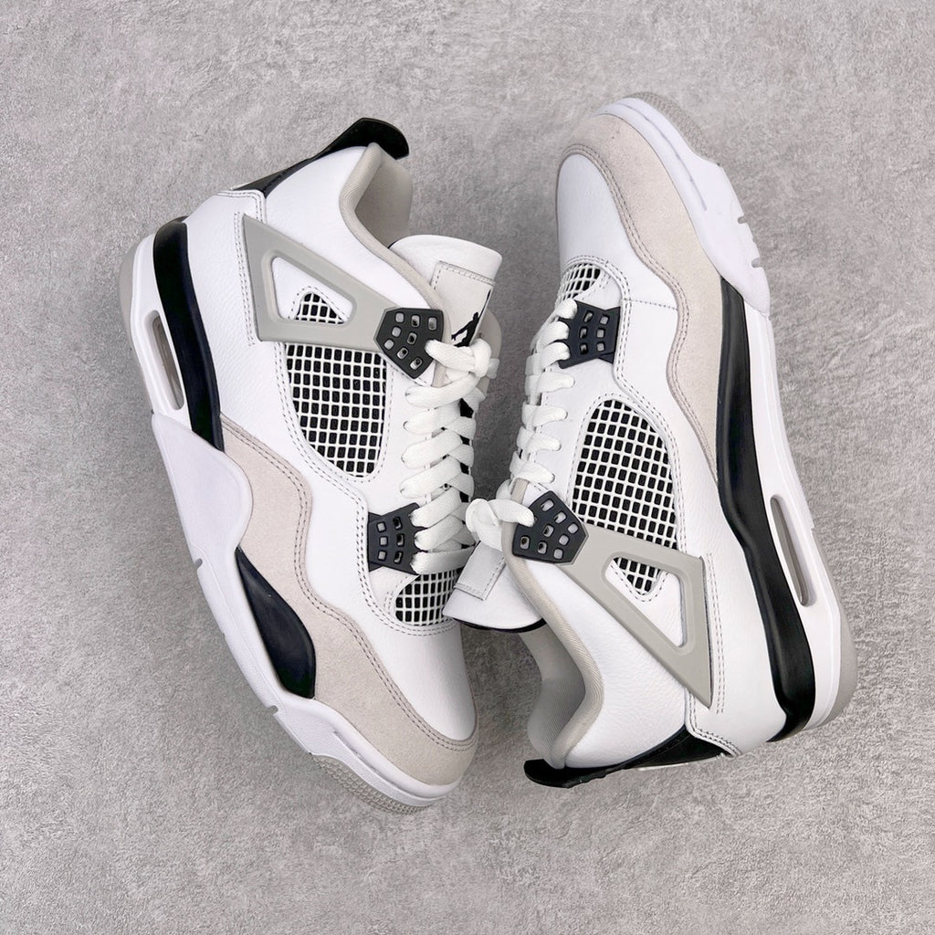 Jordan 4 "Military Black"