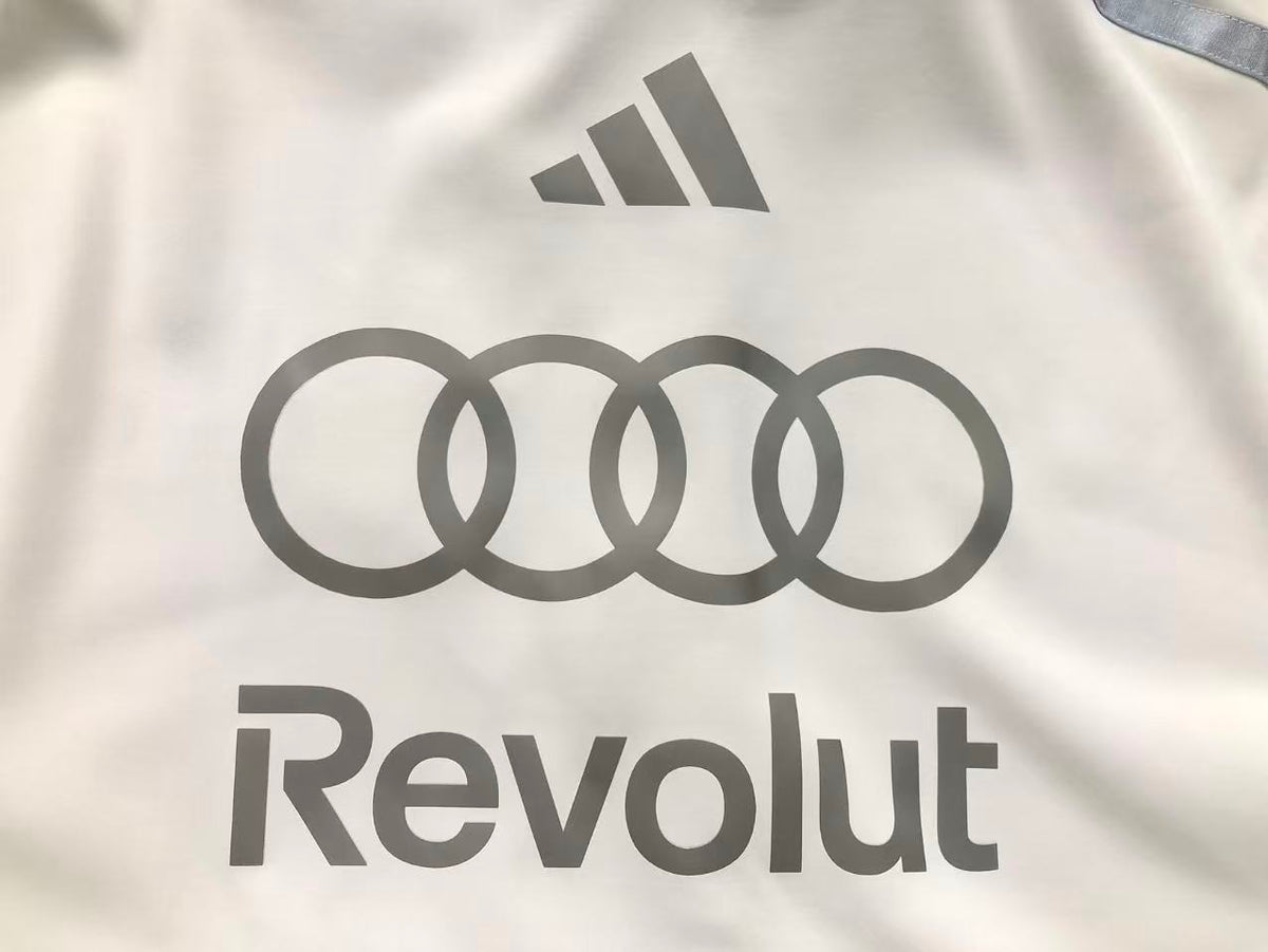 Jaqueta Adidas x Revolut x Audi F1 Chalk Pearl