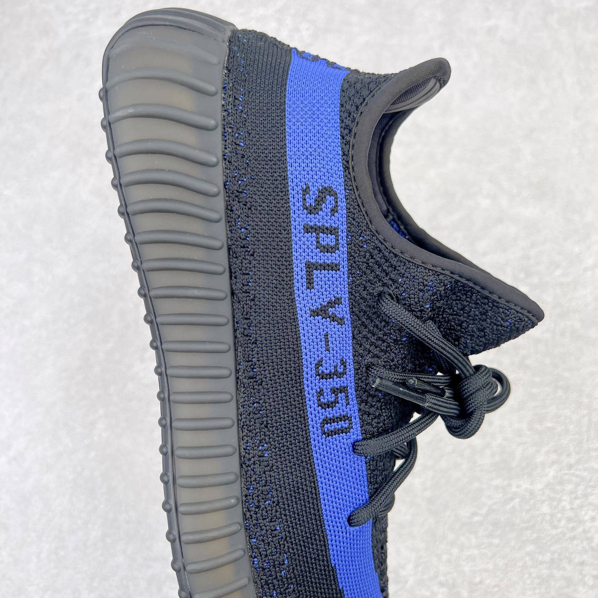 Yeezy Boost 350 V2 "Dazzling Blue"