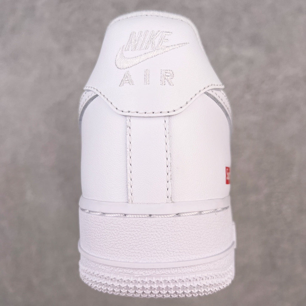 Nike x Supreme Air Force 1 "White"