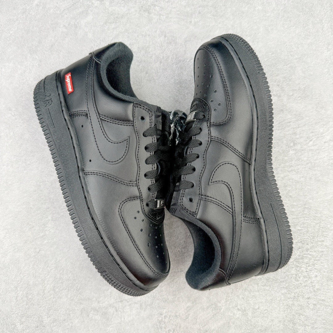 Nike x Supreme Air Force 1 "Black"