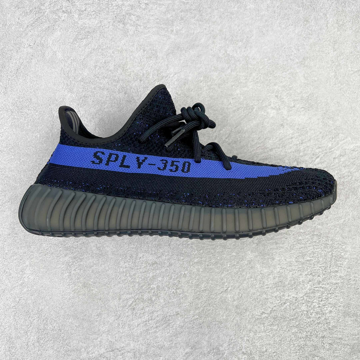 Yeezy Boost 350 V2 "Dazzling Blue"