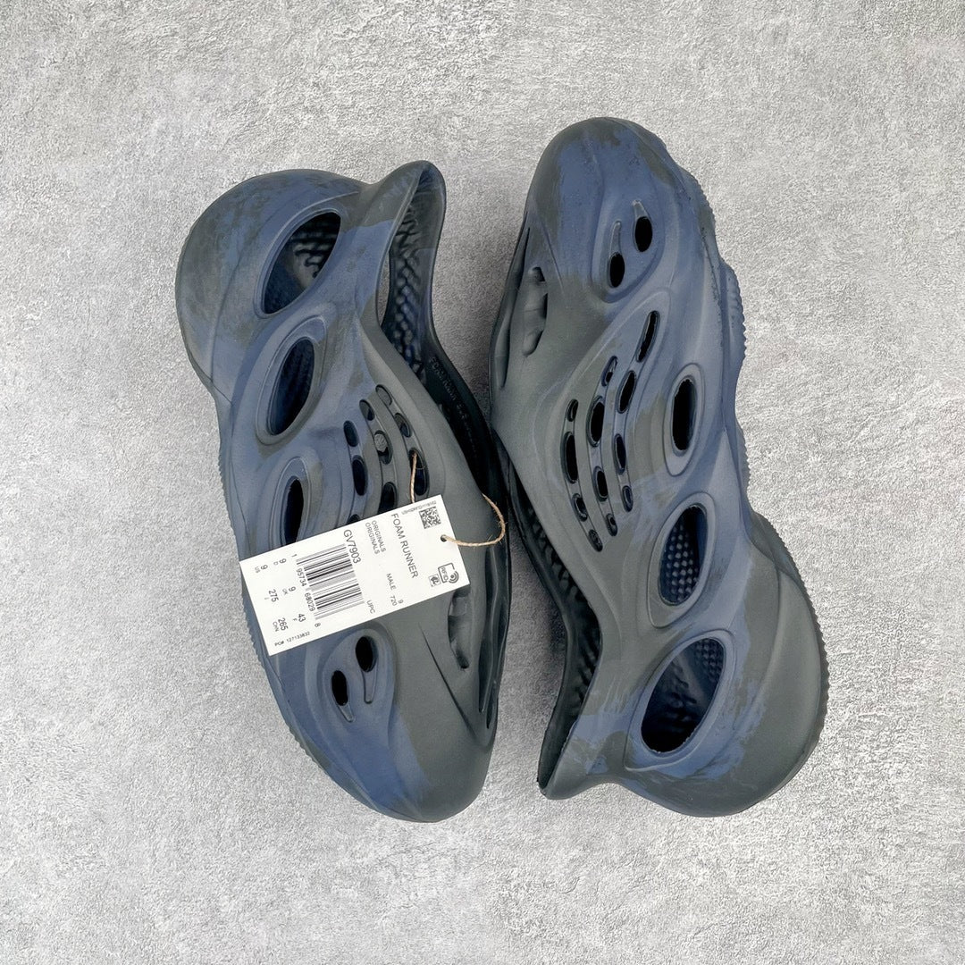 Yeezy Foam Runner