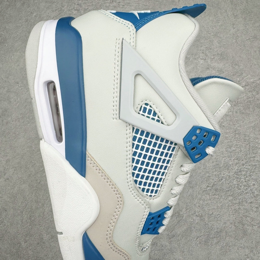Jordan 4 "Military Blue"