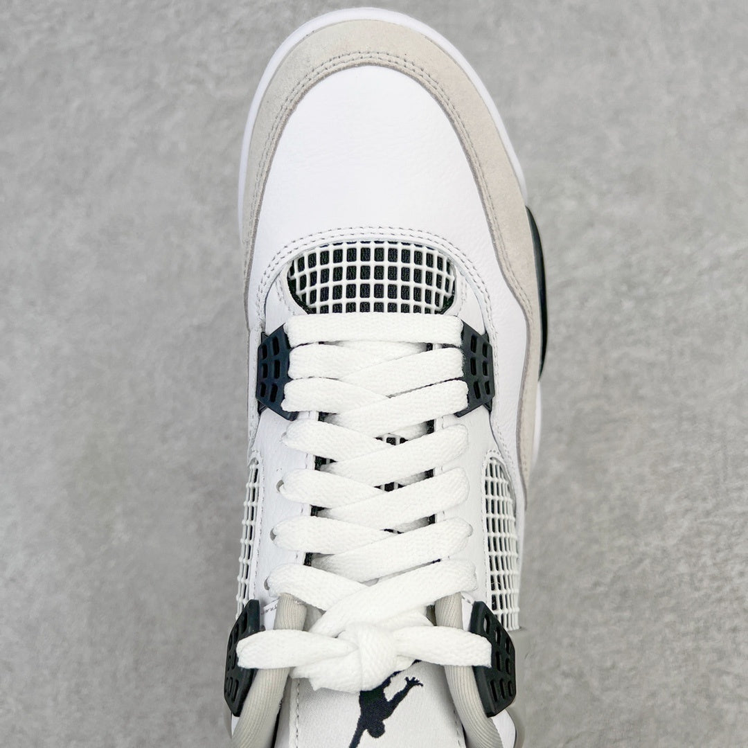 Jordan 4 "Military Black"