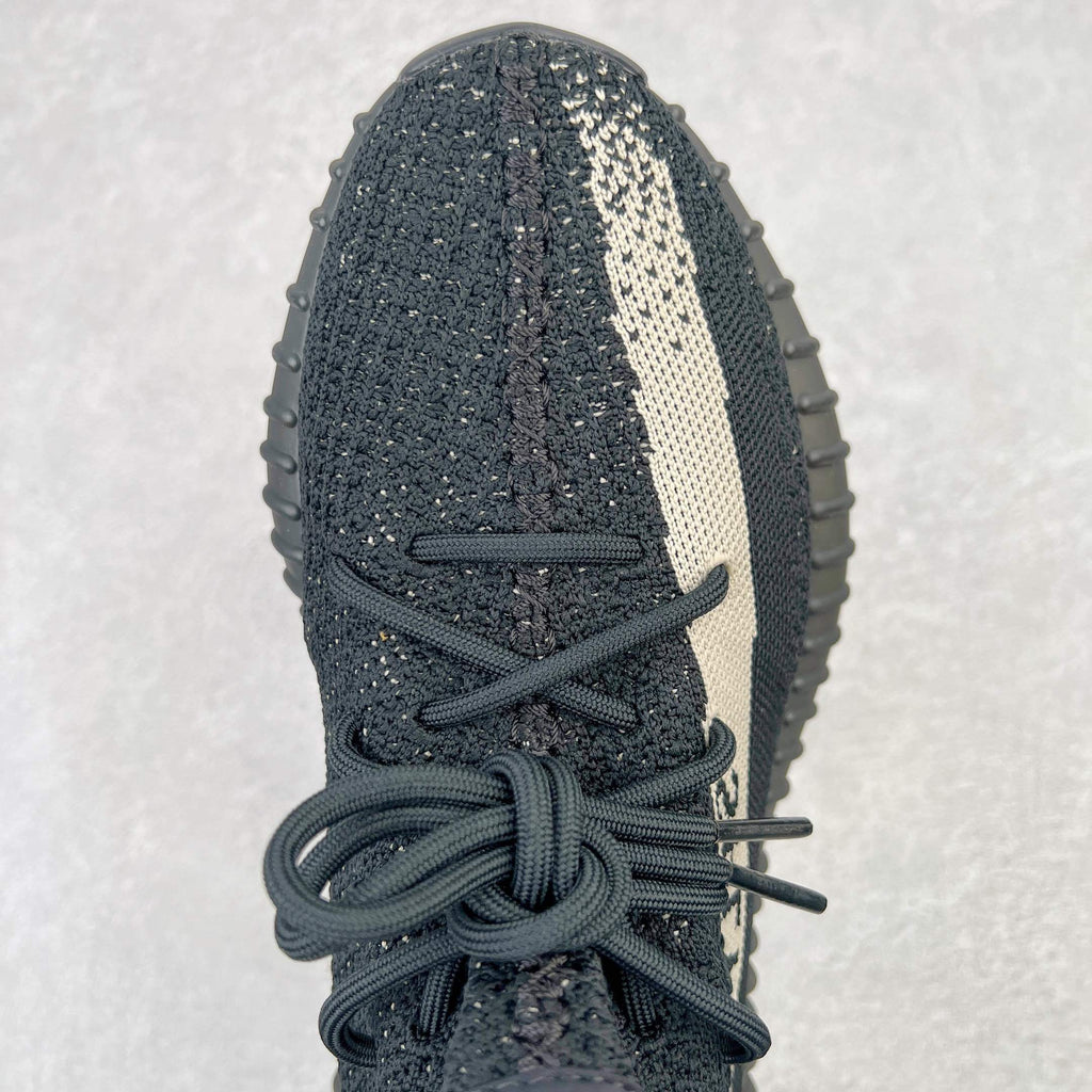 Yeezy Boost 350 V2 "Oreo"