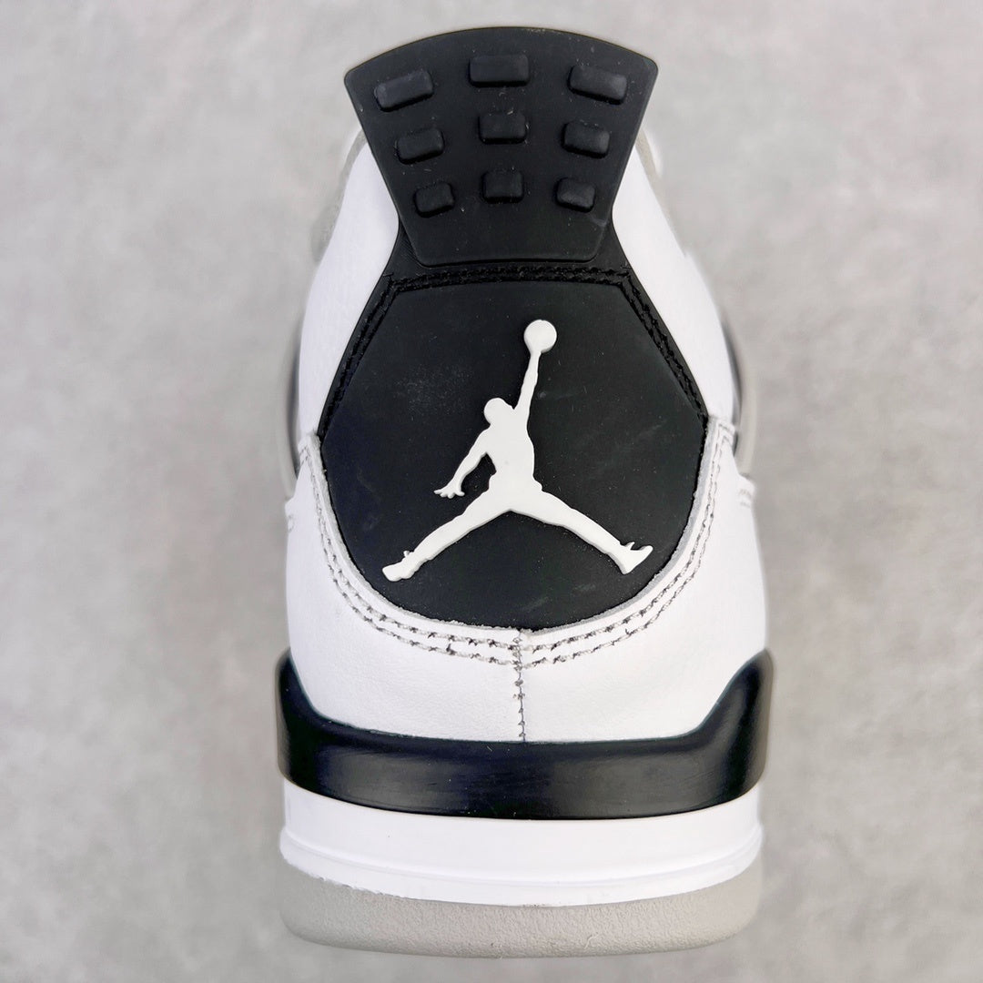 Jordan 4 "Military Black"