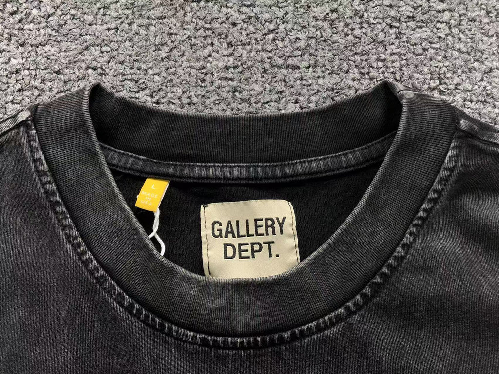 Camiseta GALLERY DEPT Skeleton Middle Finger
