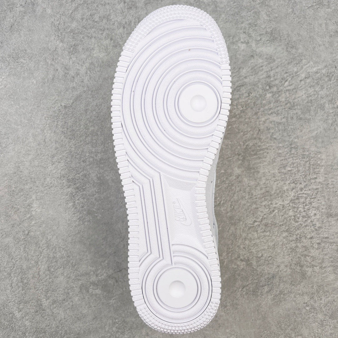 Nike x Supreme Air Force 1 "White"