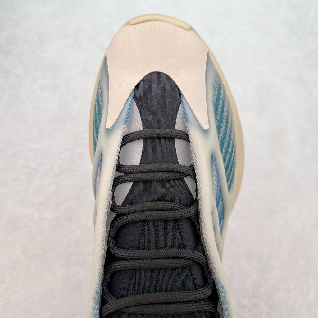 Yeezy 700 V3 "Kyaniter"