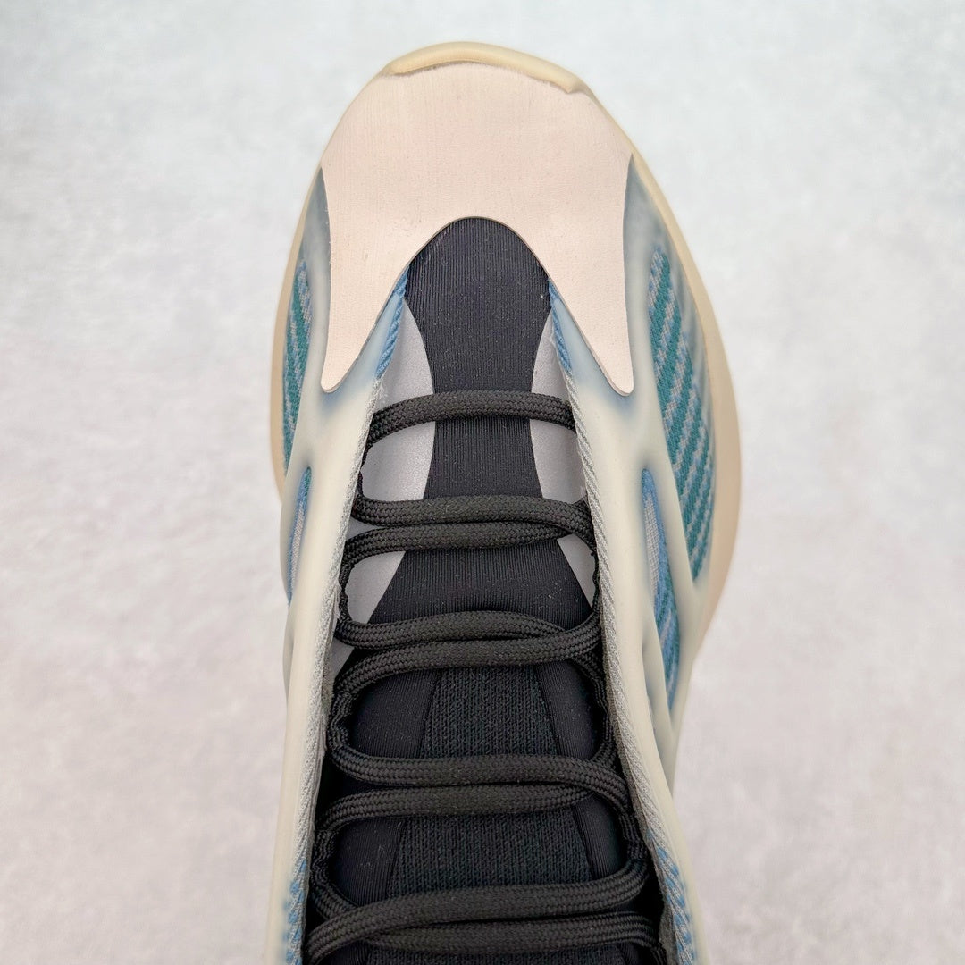 Yeezy 700 V3 "Kyaniter"
