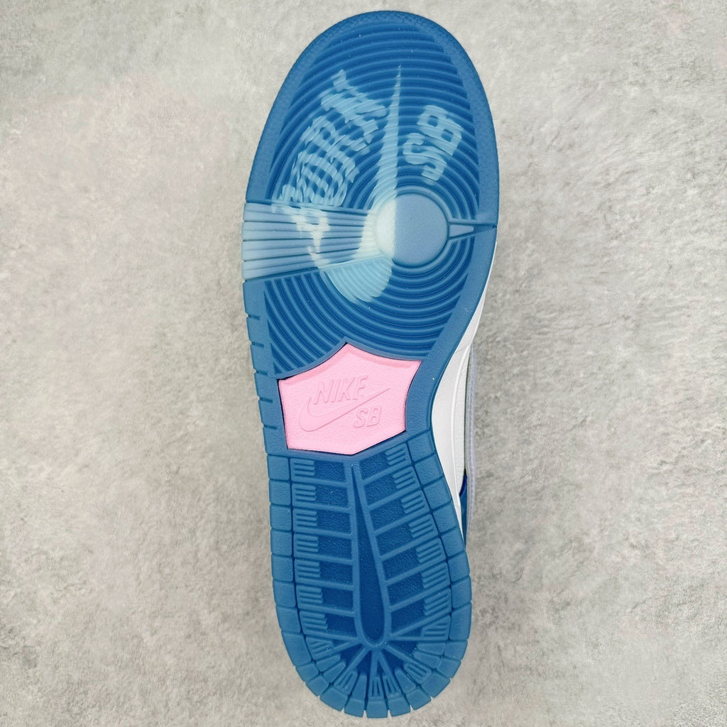 Nike Dunk "Born x Raised"