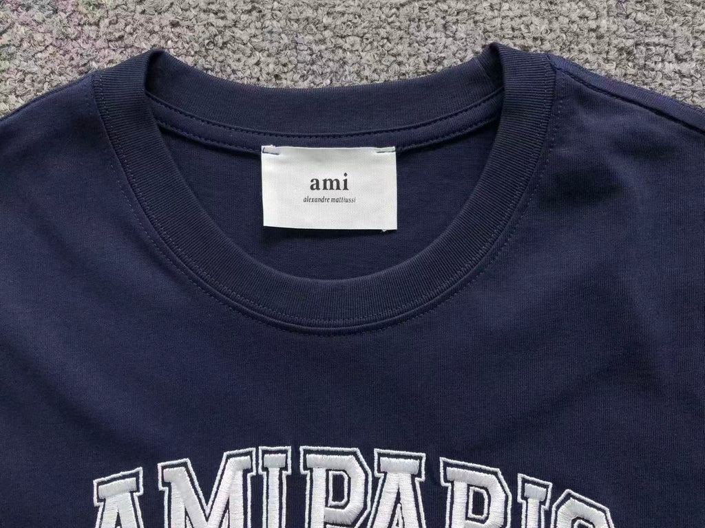 Camiseta Ami Paris France