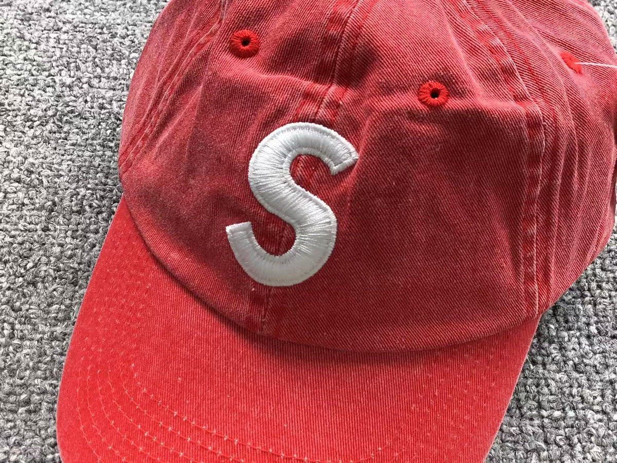 Boné Supreme S Logo 6 Panel
