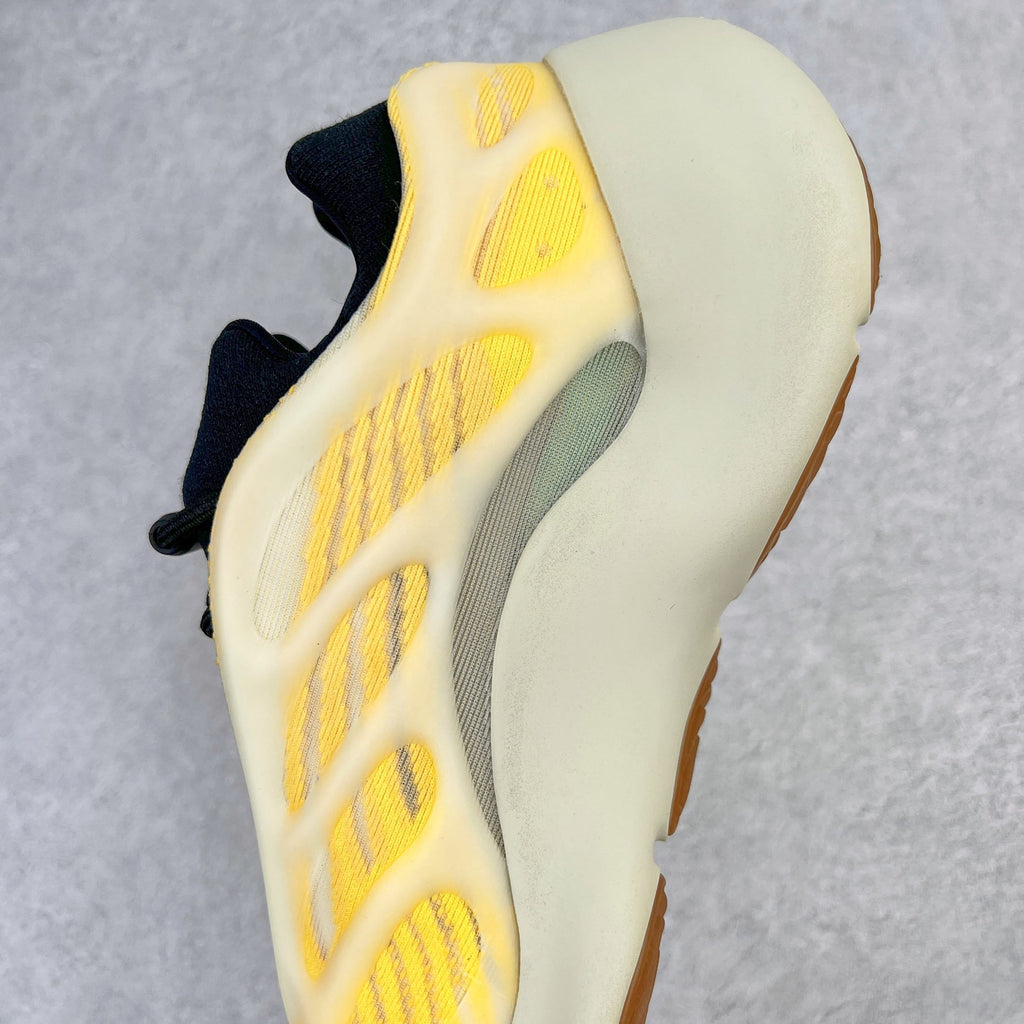 Yeezy 700 V3 "Mono Safflower"