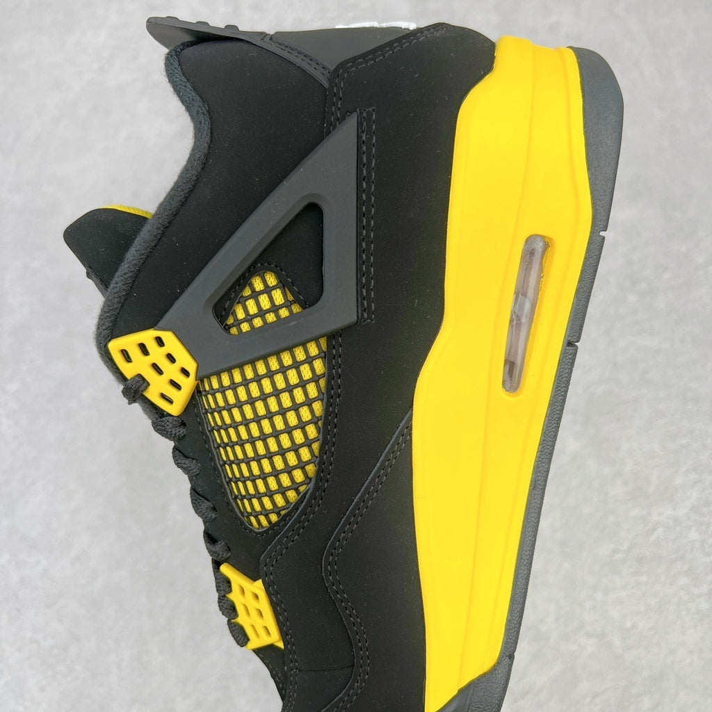 Jordan 4 "Thunder"