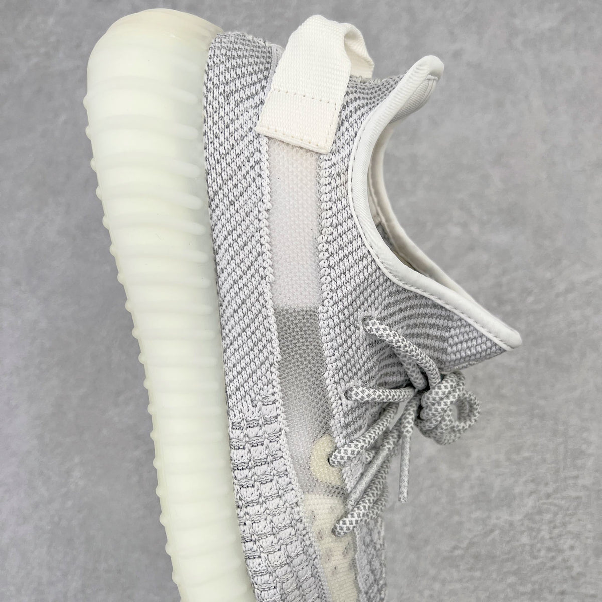 Yeezy Boost 350 V2 "Static"