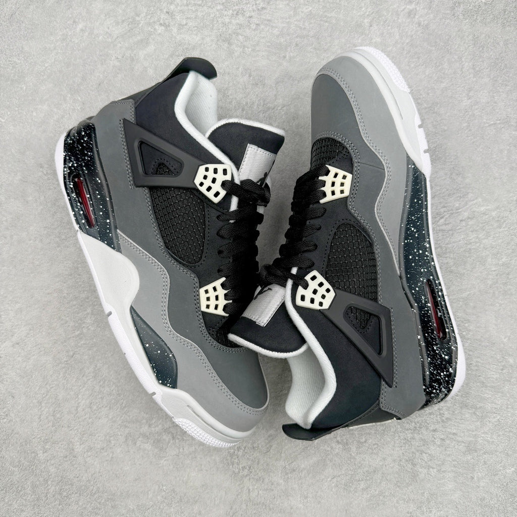 Jordan 4 "Fear"