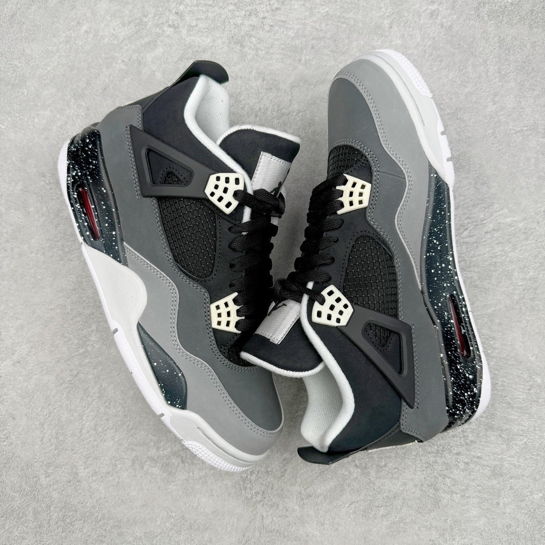 Jordan 4 "Fear"