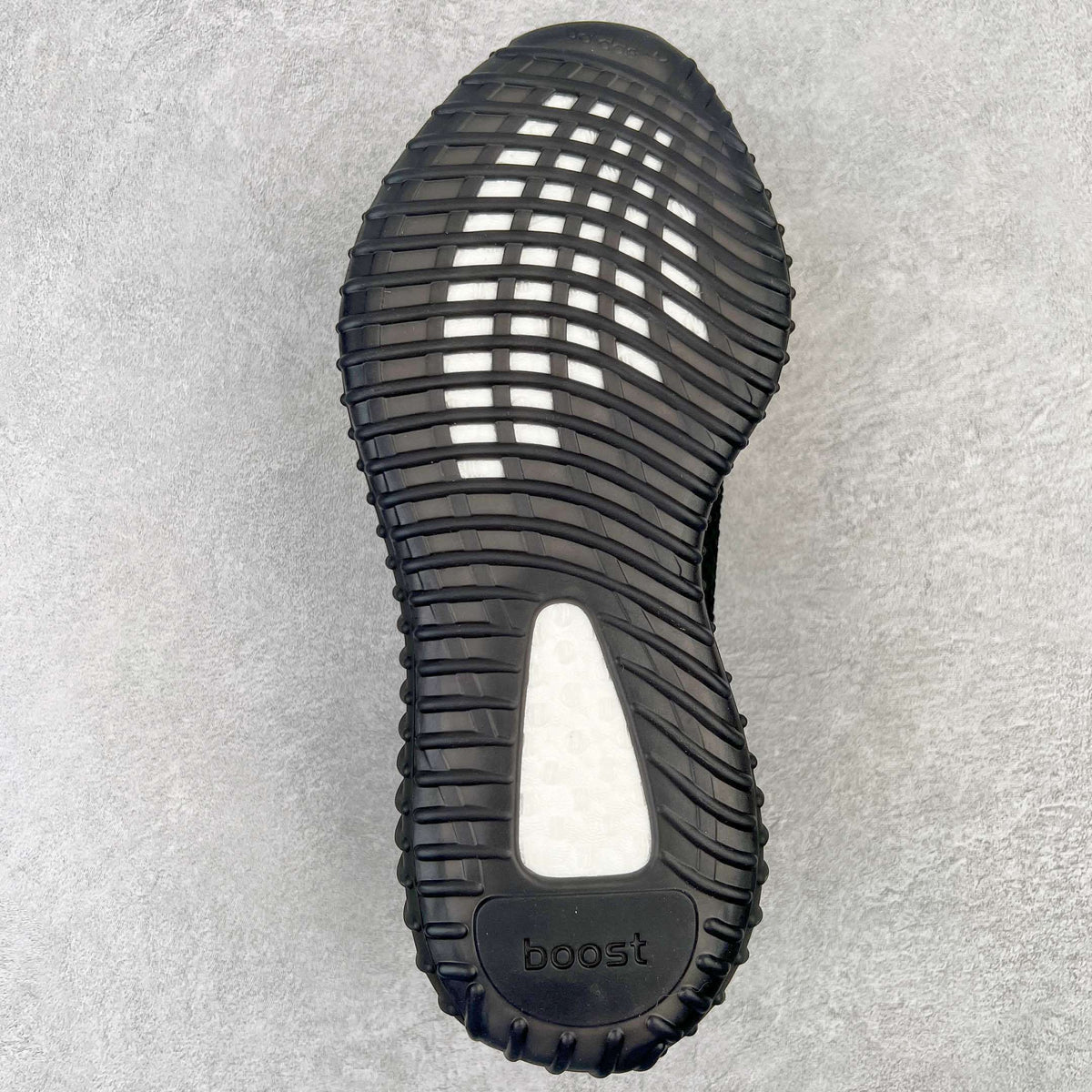 Yeezy Boost 350 V2 "Bred"