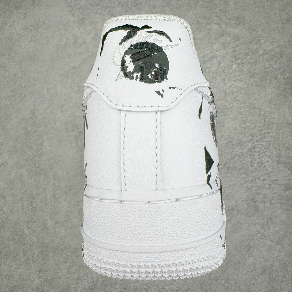 Nike x Supreme x Comme des Garçons Air Force 1 "Eyes"