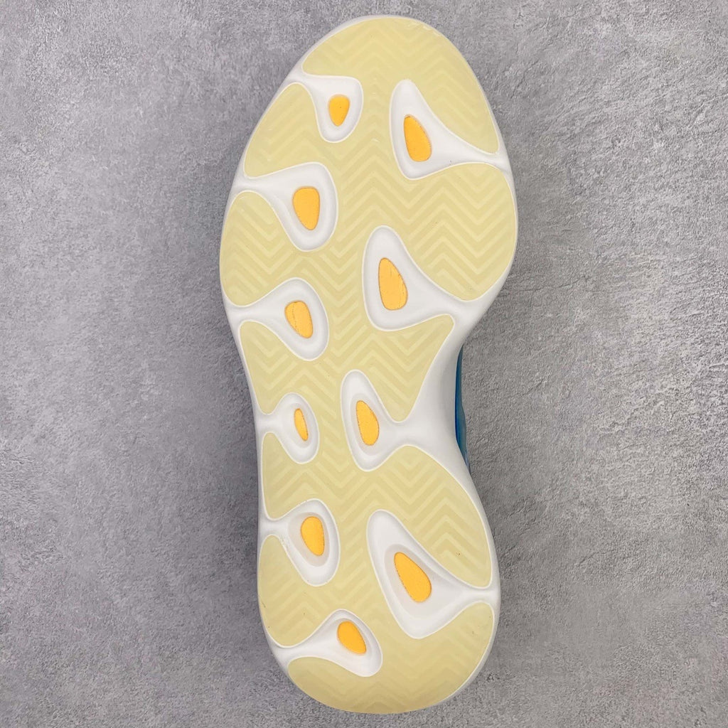 Yeezy 700 V3 "Arzareth"