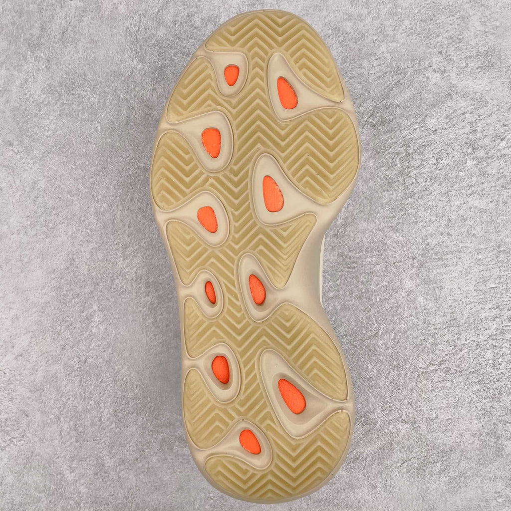 Yeezy 700 V3 "Safflower"