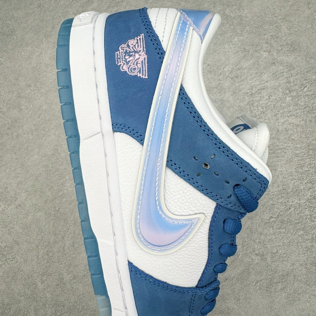 Nike Dunk "Born x Raised"