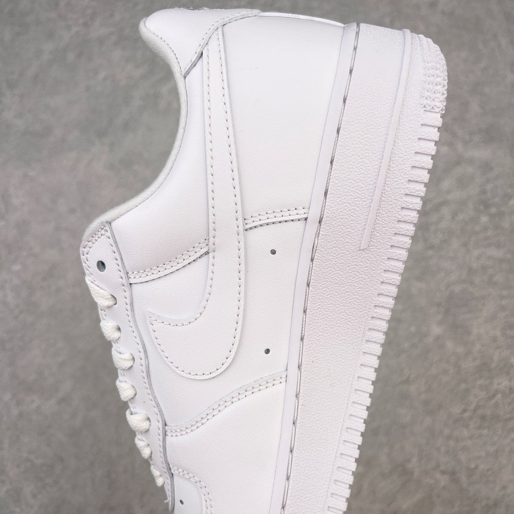 Nike x Supreme Air Force 1 "White"