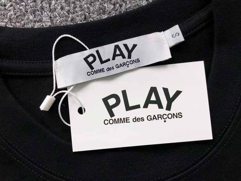Camiseta Comme des Garçons Play