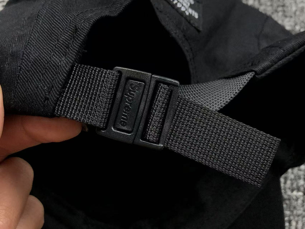 Boné Supreme Logo 5 Panel