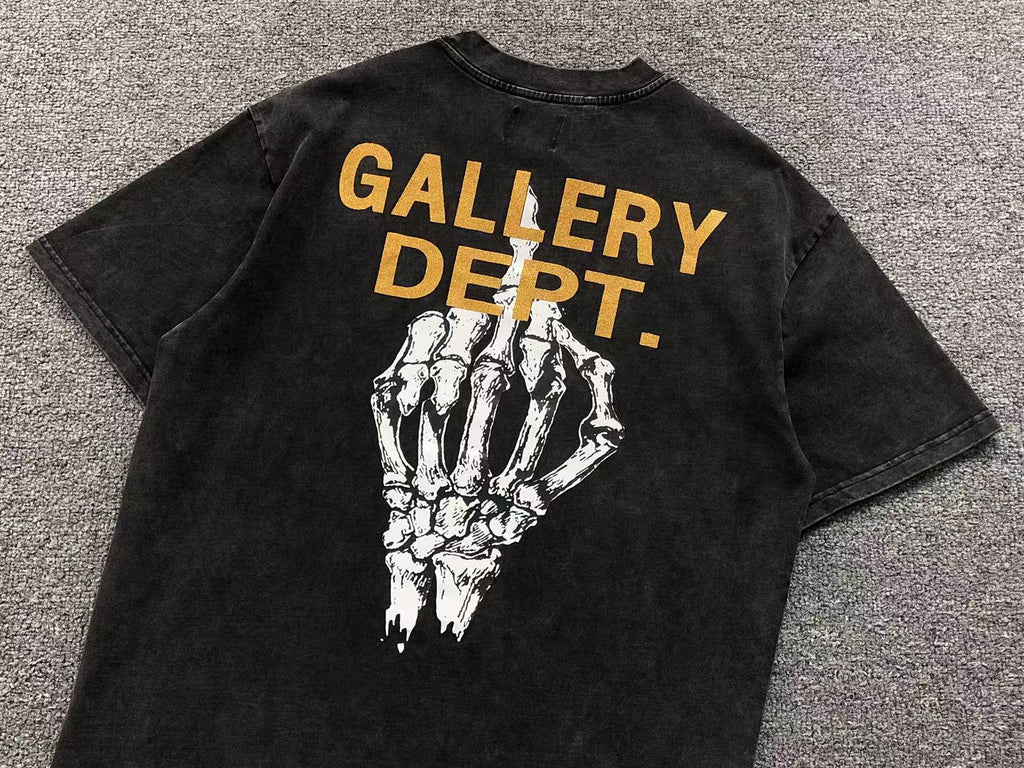 Camiseta GALLERY DEPT Skeleton Middle Finger