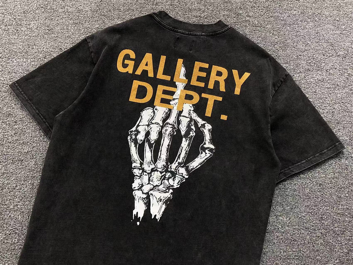 Camiseta GALLERY DEPT Skeleton Middle Finger