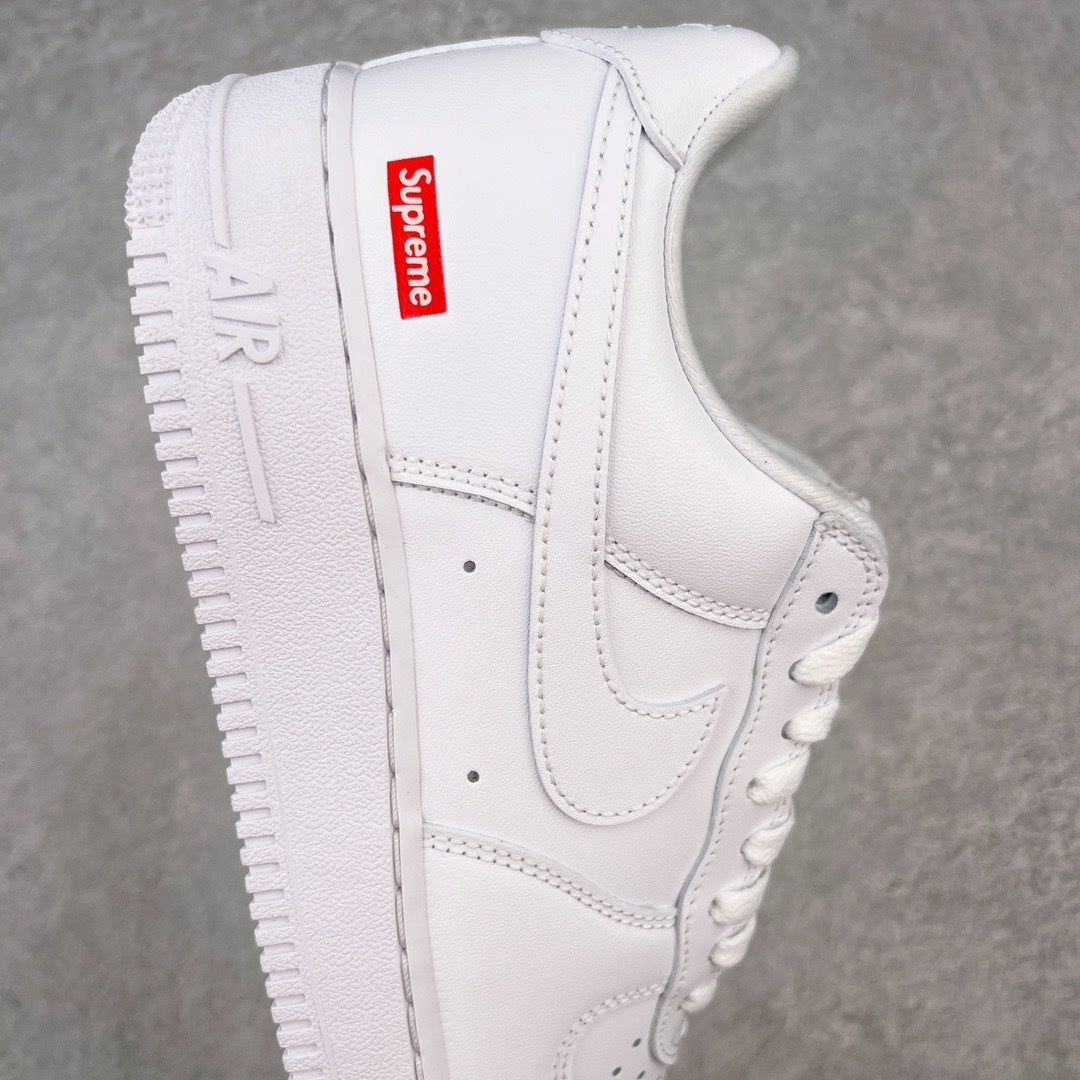 Nike x Supreme Air Force 1 "White"