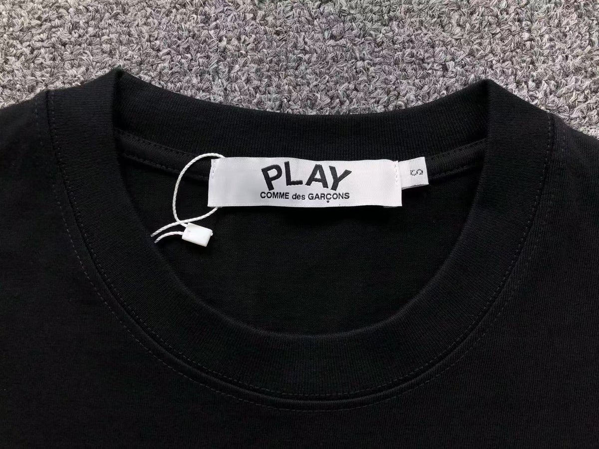 Camiseta Comme des Garçons Play