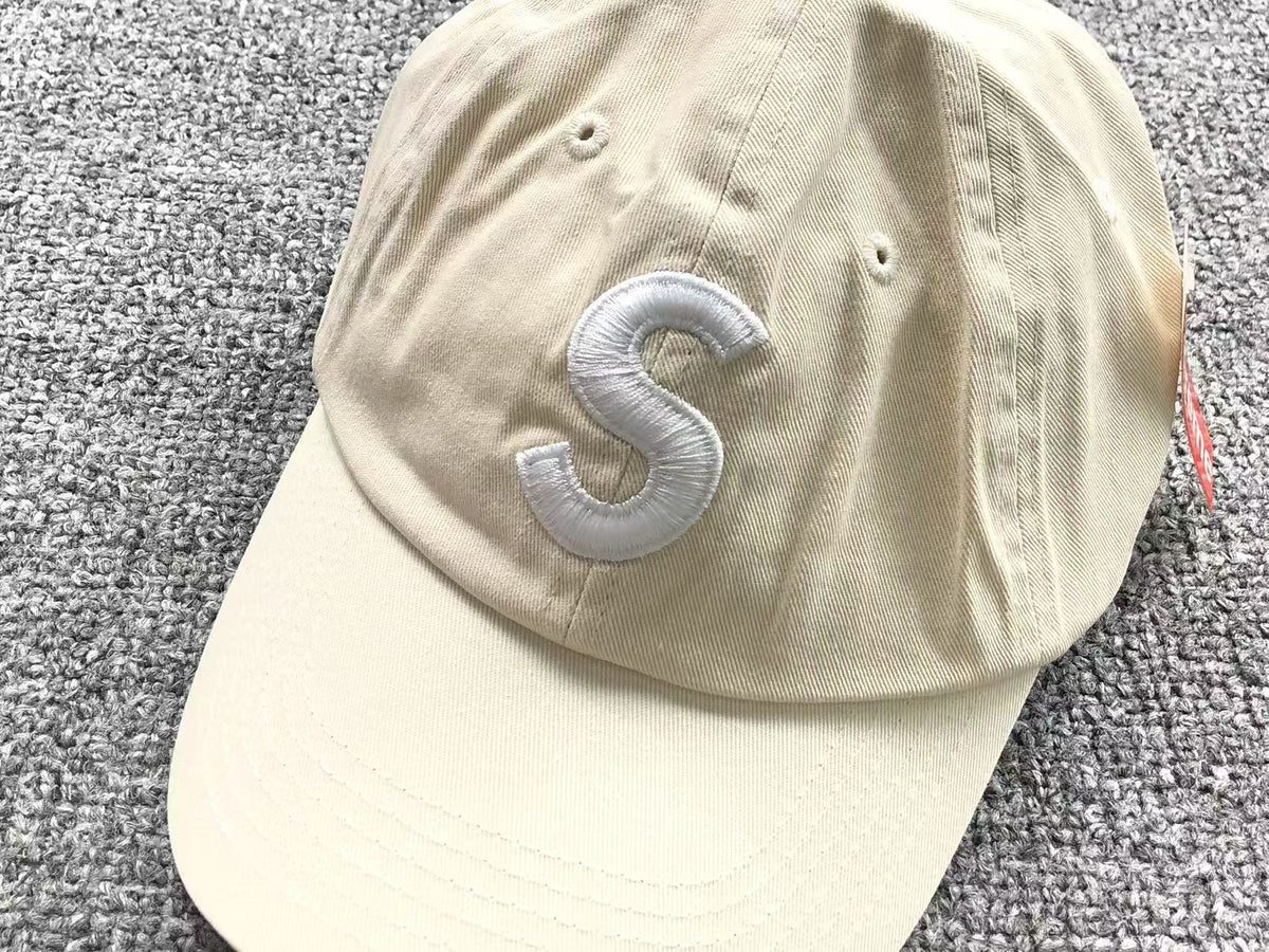 Boné Supreme S Logo 6 Panel